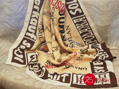 Foulard Seta Moschino Sold Out